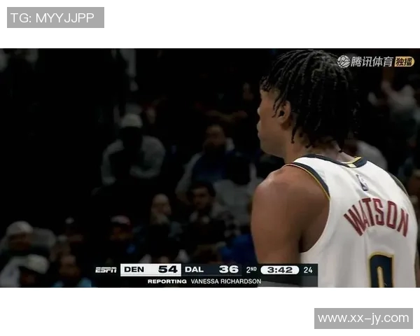 穆雷半场表现起伏首节独得8分次节仅得2次出手手感尚可但仍需提升